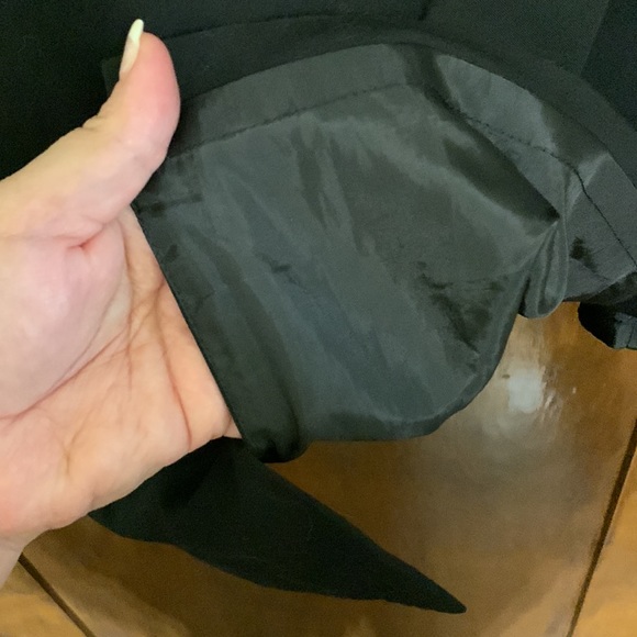 LIKE NEW BLACK WORTHING SKIRT SIZE 14P - Picture 7 of 7